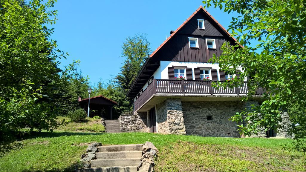 Chalet Lomy Villa Nové Město nad Metují Стая снимка
